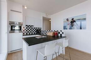 Stylish two Bedroom Apartment in Antwerp