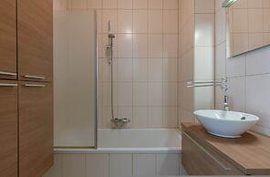 Stylish two Bedroom Apartment in Antwerp