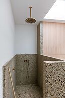 Beautiful Bright and Spacious Home in Antwerp