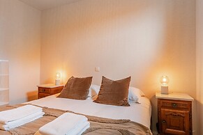 Authentic Holiday Home in the Countryside