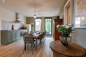 Authentic Holiday Home in the Countryside