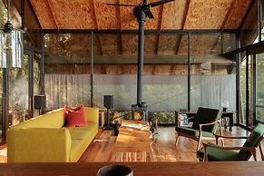 Conner Glass Cabin by Boutique