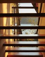 Conner Glass Cabin by Boutique