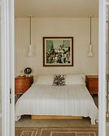 Weaving House by Boutique