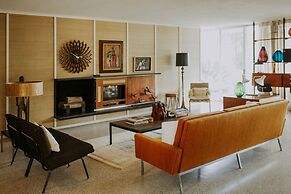 Weaving House by Boutique