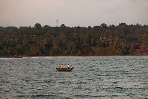 M Beach House by Boutique