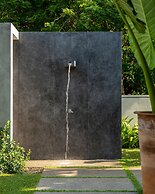 M Beach House by Boutique