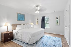 Trendy at Hoyt Two Homes