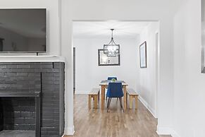 Trendy at Hoyt Two Homes