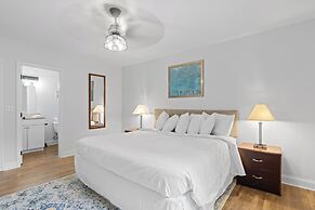 Trendy at Hoyt Two Homes