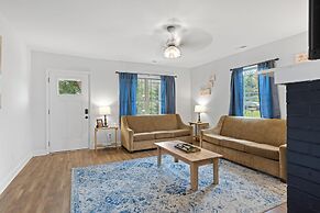 Trendy at Hoyt Two Homes