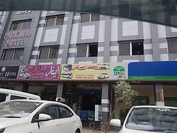 Parkway Hotel