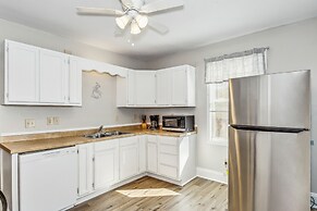 Minutes to the Beach Highlands 4Units