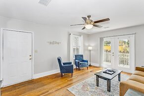 Minutes to the Beach Highlands 4Units