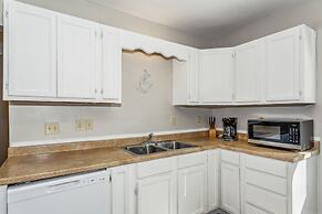 Minutes to the Beach Highlands 4Units