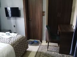 Dutse Suites and Luxury