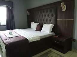 Dutse Suites and Luxury