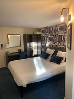 BRIT HOTEL CONFORT ORLY MORANGIS