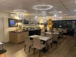 BRIT HOTEL CONFORT ORLY MORANGIS