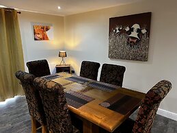 Luxury Country Lodge in Bretherton - Sleeps 4