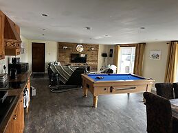 Luxury Country Lodge in Bretherton - Sleeps 4