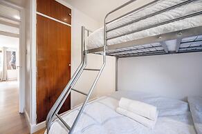 Classic 2 bed Apartment Situated in Mill Hill