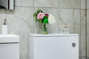 Classic 2 bed Apartment Situated in Mill Hill