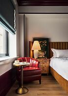 Fidelity Hotel