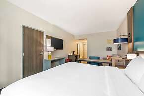 Comfort Suites Fort Myers East I-75