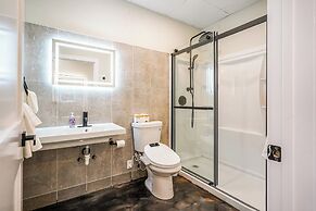 Melwood Suites Unit 104 Studio