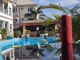 Davvy Hotel and Apartments