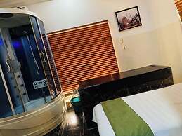 Davvy Hotel and Apartments