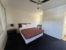 Flamingo Motel