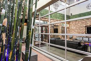 Bamboo Loft 6BR