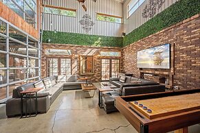 Bamboo Loft 6BR