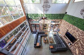 Bamboo Loft 6BR