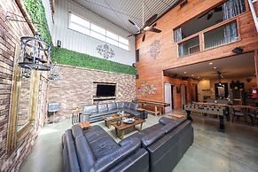 Bamboo Loft 6BR