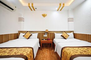 Queen Hotel Saigon Airport