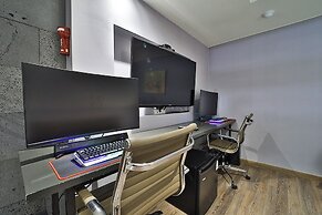 Busan BrownDot Umgoong