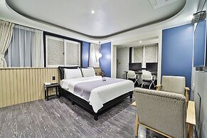 Busan BrownDot Umgoong