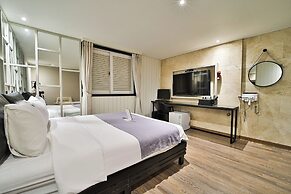 Busan BrownDot Umgoong