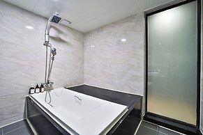 Busan BrownDot Umgoong