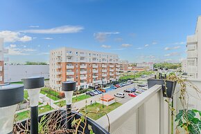 Lumina airy apartments with balcony
