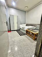 HOTEL PRAKASH GUEST HOUSE - Varanasi