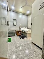 HOTEL PRAKASH GUEST HOUSE - Varanasi