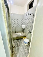 HOTEL PRAKASH GUEST HOUSE - Varanasi