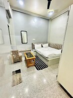 HOTEL PRAKASH GUEST HOUSE - Varanasi