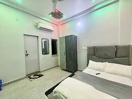 HOTEL PRAKASH GUEST HOUSE - Varanasi