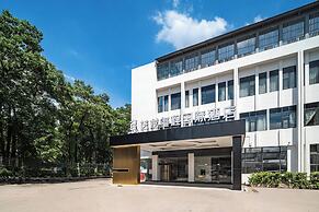ELONG DELUXE International Hotel