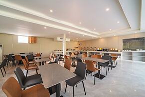 ELONG DELUXE International Hotel